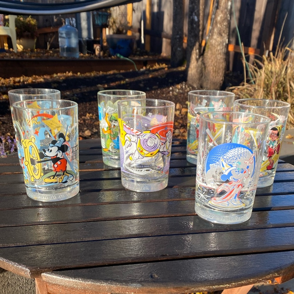 Y2K Vintage Disney McDonald’s 100 years of Magic glasses